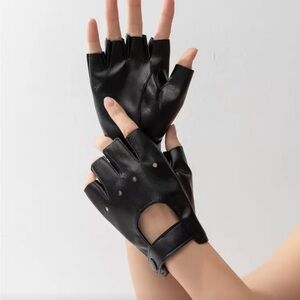 Black Fingerless Leather Gloves
